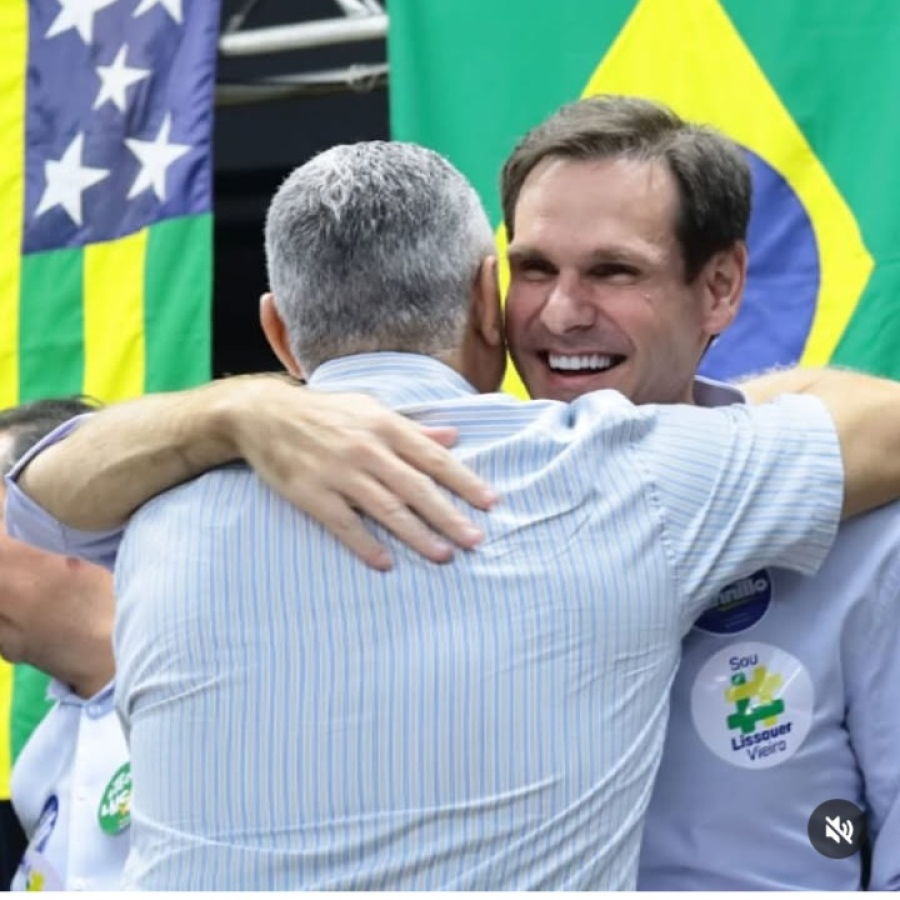 Lissauer Vieira comemora aniversário