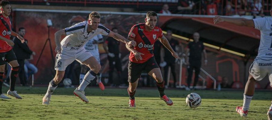 Atlético e Remo empatam no Antônio Accioly: 1x1