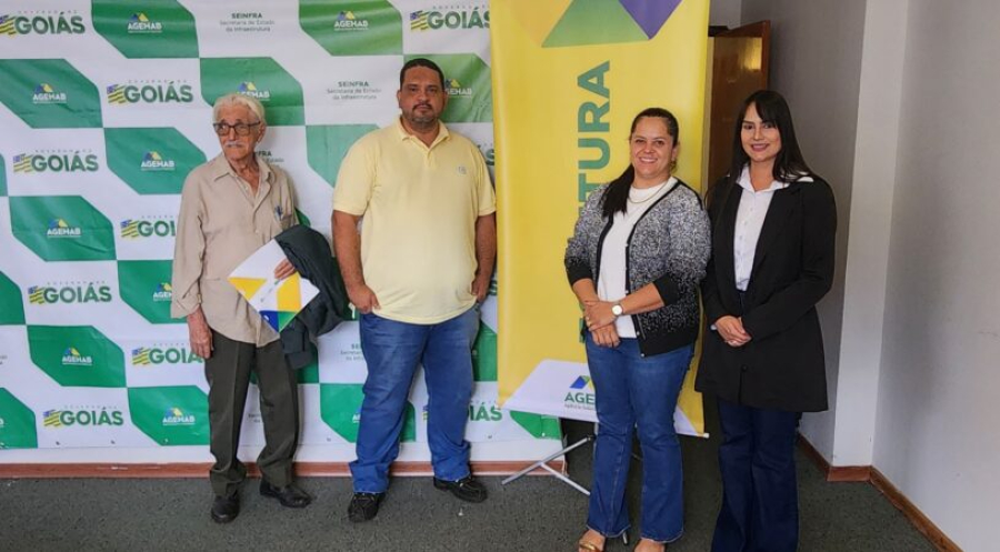 Equipe de Santa Helena participa de capacitação da AGEHAB em Goiânia para avançar com a regularização fundiária no município