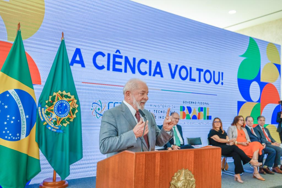 Lula sanciona liberação de R$ 22 bi de fundo para ciência e tecnologia