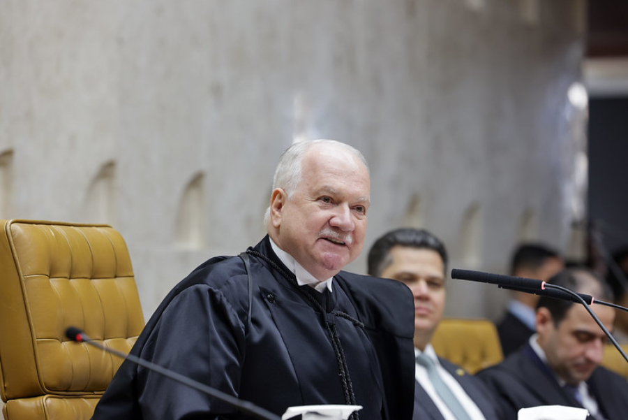 Ministro Edson Fachin assume STF e defende mais diálogo entre Poderes 