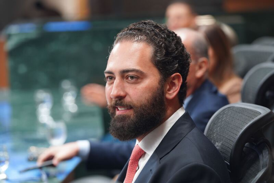 Lucas do Vale propõe exames obrigatórios para diagnóstico de paralisia cerebral em crianças