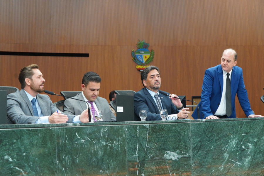 Na semana, Parlamento aprova projetos, realiza fórum sobre saúde da mulher e inicia o debate do orçamento de 2026