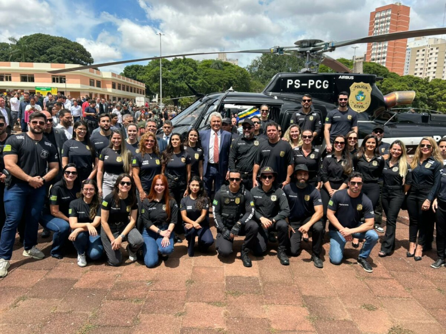 Governo de Goiás entrega novo helicóptero à Polícia Civil em solenidade oficial