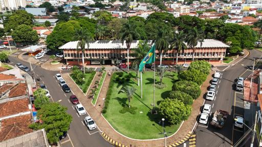 Câmara retoma o expediente normal