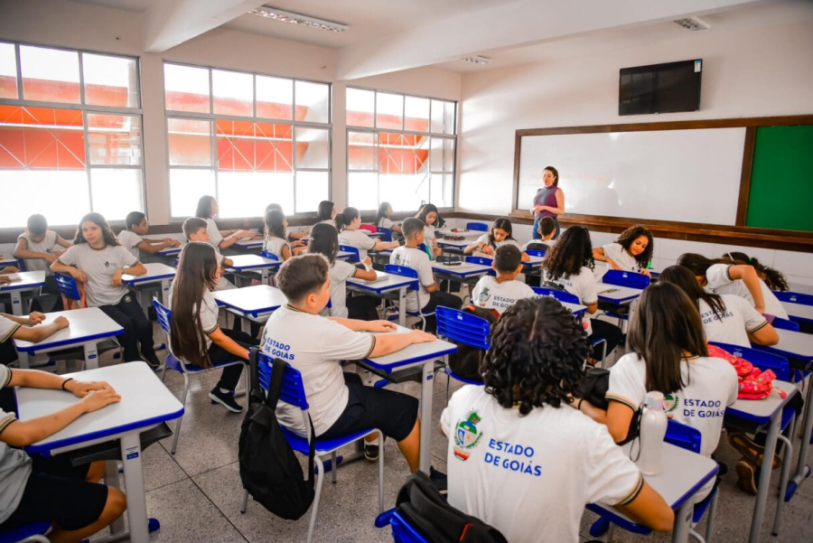 Novos professores são nomeados para rede estadual de ensino