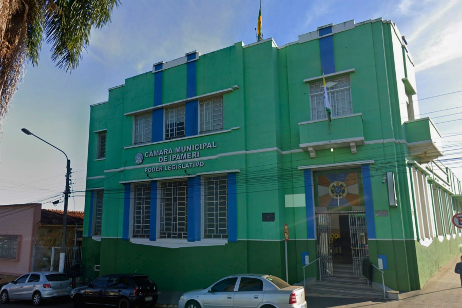 MPGO recomenda à Câmara Municipal de Ipameri que regularize quadro funcional para assegurar proporção entre cargos efetivos e comissionados